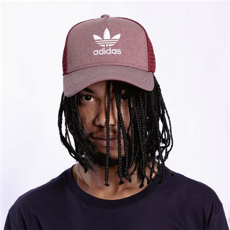 bone adidas originals trucker